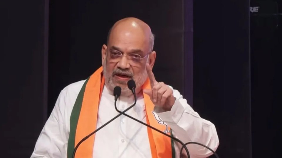 Amit Shah: असम-बंगाल में घुसपैठ अब असंभव, बॉर्डर को अभेद्य किला बना देंगे