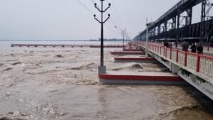UP: जून से 18 मंडलों में चालू होंगे नियंत्रण कक्ष, बाढ़ पर रखी जाएगी निगरानी