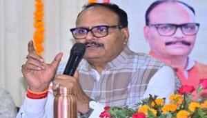 संभल में बोले Brajesh Pathak- धार्मिक गतिविधियां परिसरों के अंदर ही संपन्न होनी चाहिए
