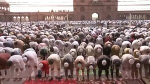 Bakrid 2026: राष्ट्रपति व PM मोदी ने दीं शुभकामनाएं, कड़ी सुरक्षा के बीच अदा की गई नामाज