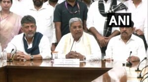 Siddaramaiah: सिद्धारमैया ने सीएम पद से दिया इस्तीफा, कह दी बड़ी बात