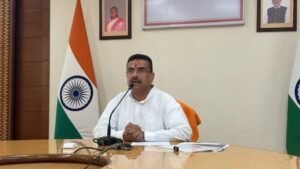 West Bengal: शुभेंदु कैबिनेट ने लगाई बड़े फैसलों पर मुहर, महिलाओं समेत इन्हें मिलेगा लाभ  