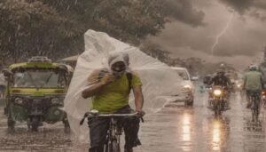 यूपी के 21 जिलों में आंधी-तूफान का अलर्ट, 20 जून तक आ सकता है मानसून