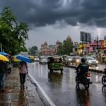 UP के 32 जिलों में आंधी-बारिश का अलर्ट, जानिए अगले दो दिनों का हाल