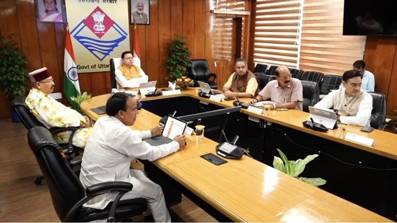 धामी की कैबिनेट बैठक में 12 प्रस्ताव पास, उत्तराखंड को पूर्ण साक्षर राज्य घोषित करने का फैसला