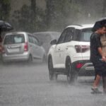यूपी के 10 शहरों में तेज बारिश, 20 में अलर्ट; 61 जिलों में लू की भी चेतावनी