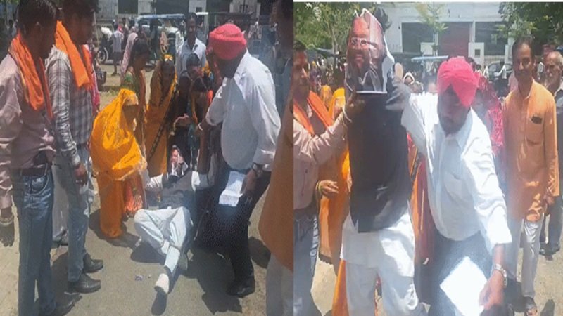 आगरा में स्‍वामी प्रसाद के खिलाफ प्रदर्शन, युवक को मुखौटा पहनाया और लात-घूसों से पीटा