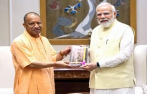 यूपी के लोगों की तरफ से प्रधानमंत्री मोदी को पत्र लिखकर CM योगी ने दीं शुभकामनाएं, कही खास बात