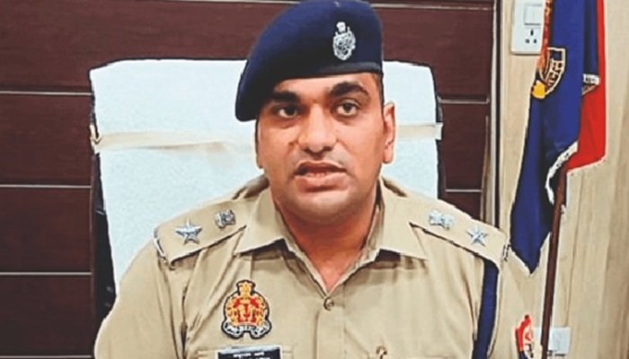 बरेली में बारादरी थाना के चार पुलिसकर्मी सस्‍पेंड, वर्दी की आड़ में वसूली का आरोप