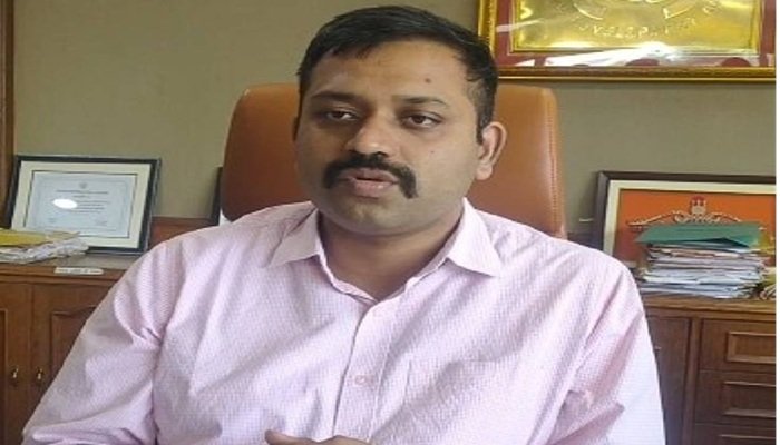 LDA VC का WhatsApp अकाउंट हैक, हैकर ने अधिकारियों से मांगे रुपये