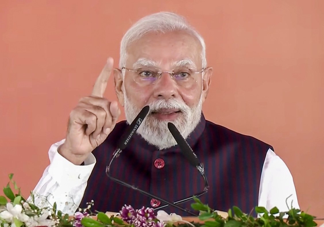 PM Modi In Bengal: दशकों के कुशासन से मुक्त हुआ प्रदेश, अब विकास शुरू