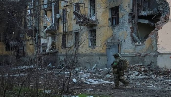 Russia का दावा- 10 लाख करोड़ के कर्जे में आ गया Ukraine