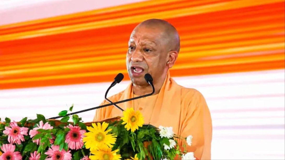 मेरे लिए उत्तर प्रदेश घर, 25 करोड़ लोग परिवार: CM Yogi