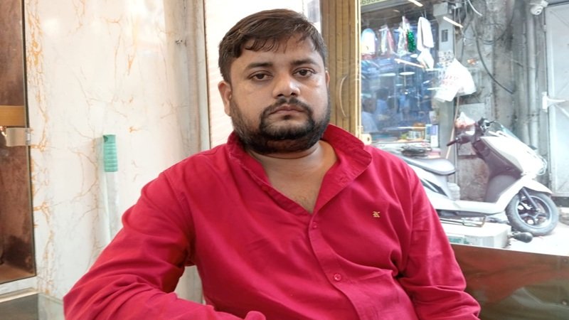 फर्जी पार्टनरशिप फर्म बनाकर सर्राफा कारोबारी से 30 लाख की रंगदारी
