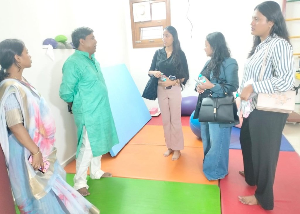 न्यूरो डाइवर्स बच्चों के लिए लखनऊ में नई उम्मीद, 'माइंड राइज' सेंटर का शुभारंभ