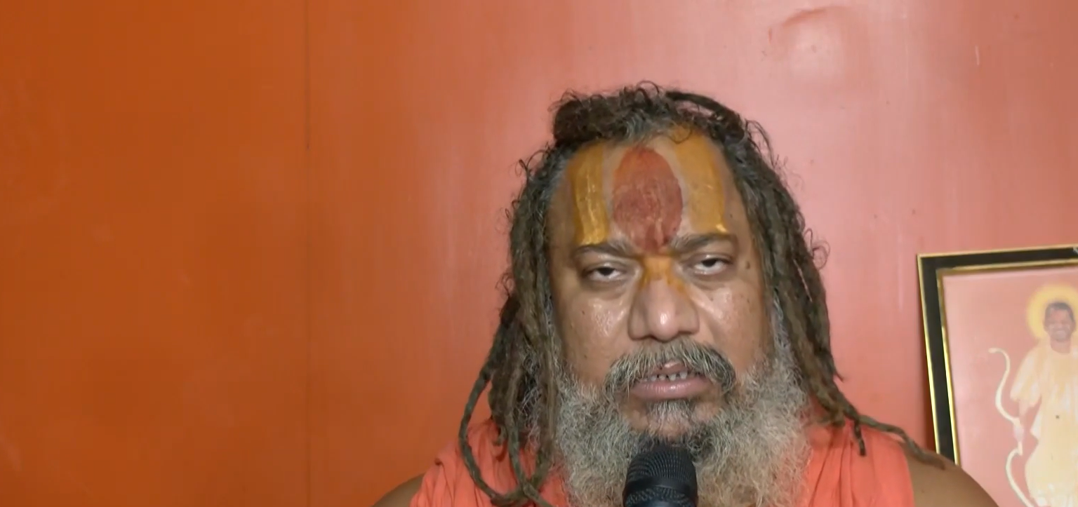 Jagadguru Paramhans Acharya: 'जो आमिर खान को टपकाएगा उसके परिवार को 5 करोड़ देंगे'