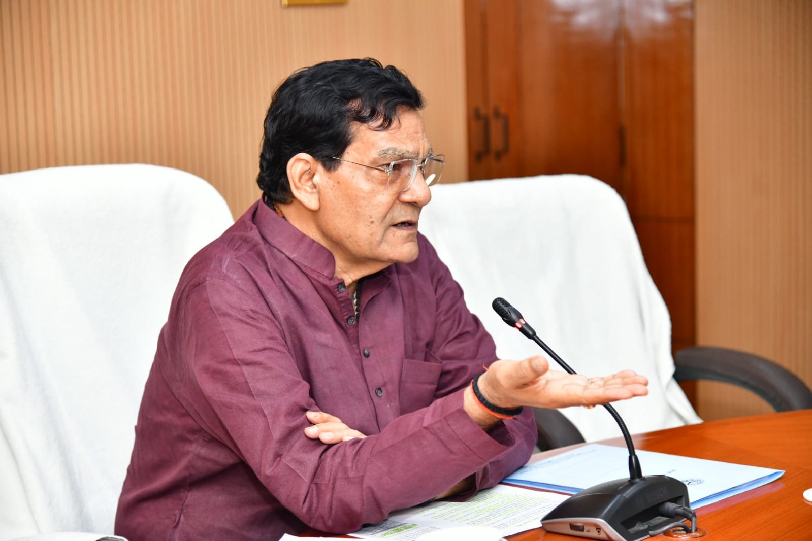 UP: बारिश से पहले सभी पंपिंग स्टेशन, सीवर एवं नाला सफाई की तैयारियां पूरी करें