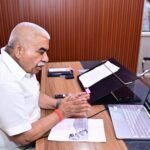UP: रेशम विभाग रोपेगा 14 लाख पौधे, मंत्री ने की तैयारियों की समीक्षा