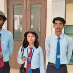 छात्रों ने बनाया सोलर वॉकी-टॉकी हेलमेट, जवानों की सुरक्षा और संचार व्यवस्था बनेगी आसान