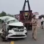 UP Road Accident: आगरा-लखनऊ एक्सप्रेसवे पर भीषण सड़क हादसा, पांच की मौत