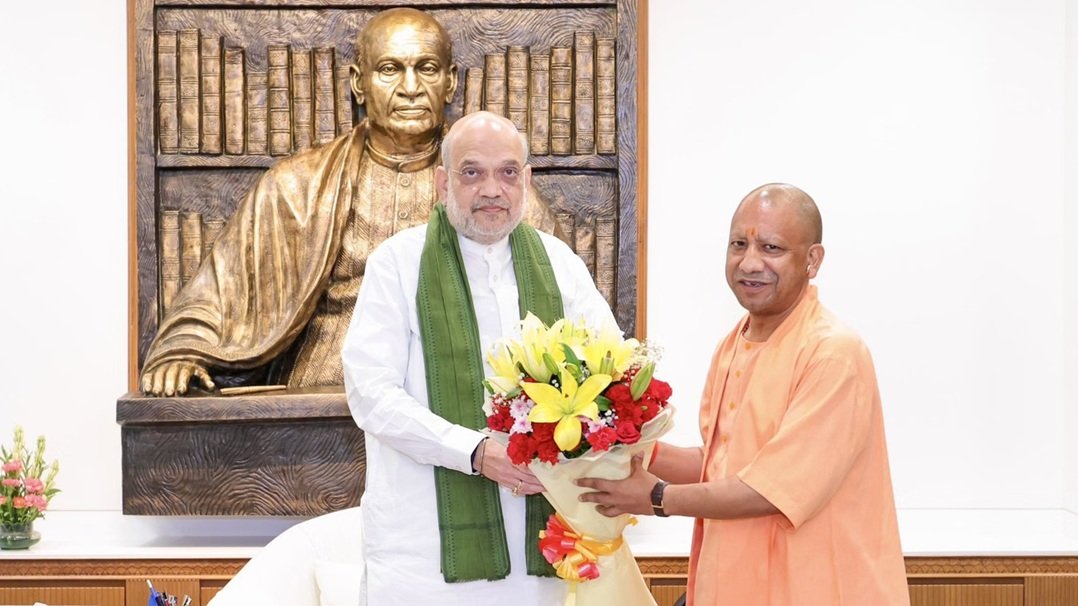 Amit Shah and CM Yogi: गृह मंत्री और सीएम योगी की मुलाकात, जानिए क्या हुई बात?