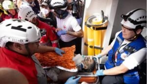 Venezuela: आठ दिन बाद मलबे से जिंदा निकला सुरक्षा गार्ड, भूकंप में अब तक 2,295 की मौत